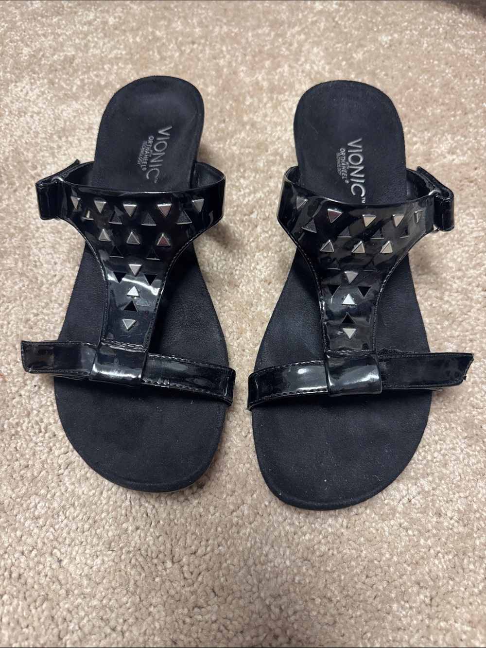 Vionic Black Patent Stud T-Strap Sandals
